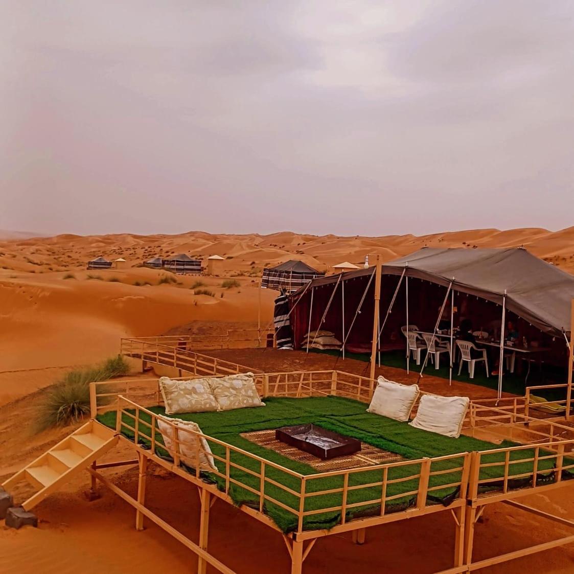 Sunrise Desert Local Private Camp Bidiya Luaran gambar